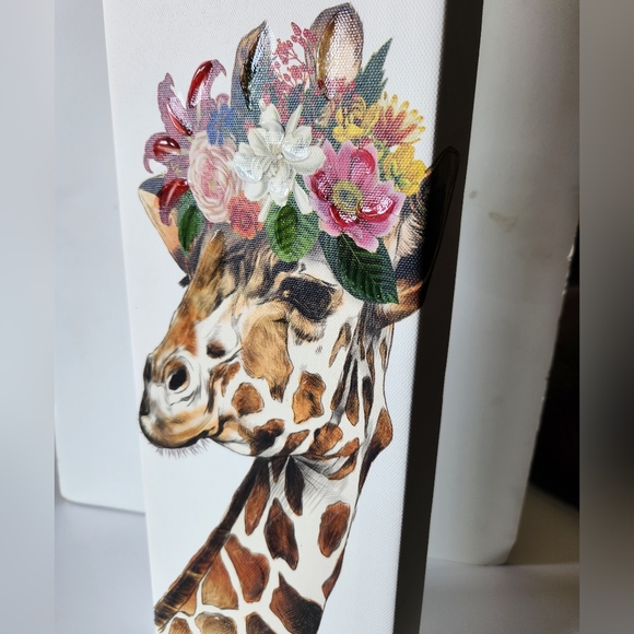 Giraffe Canvas Print - Picture 8 of 9
